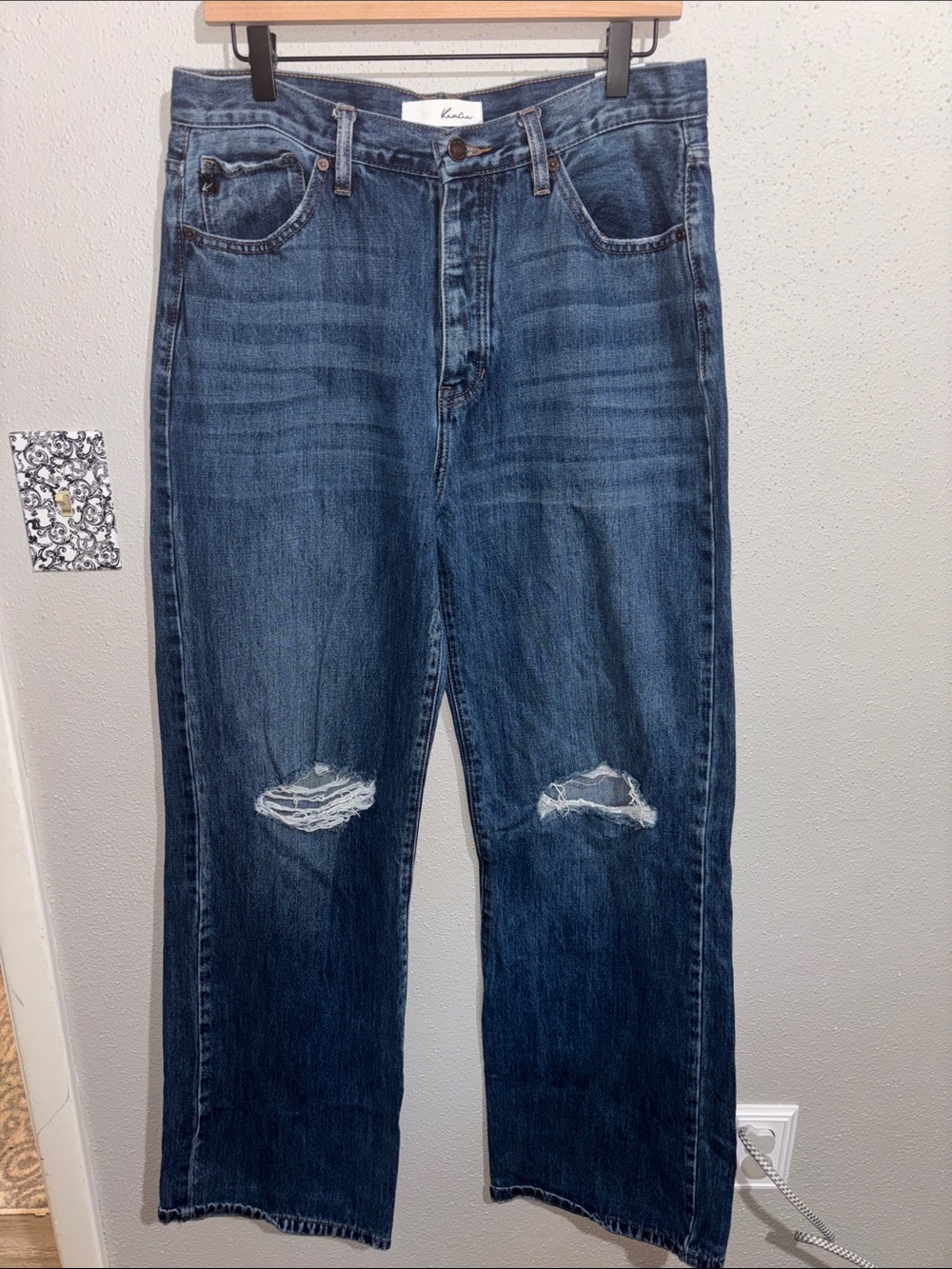 KanCan - Women’s Dark Blue Distressed Wide Leg Jeans (size 13x30)